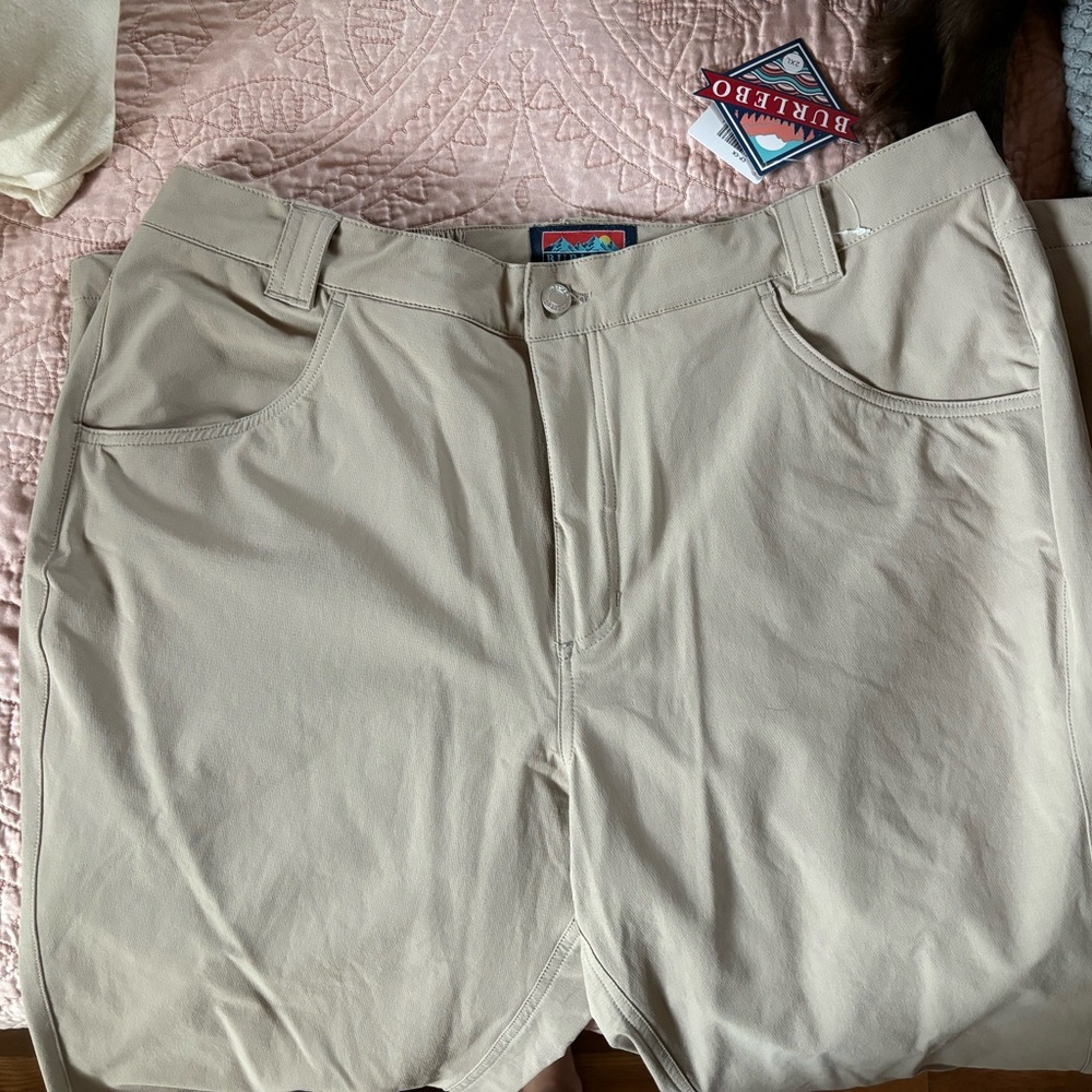 Men’s burlebo pants, NWT
